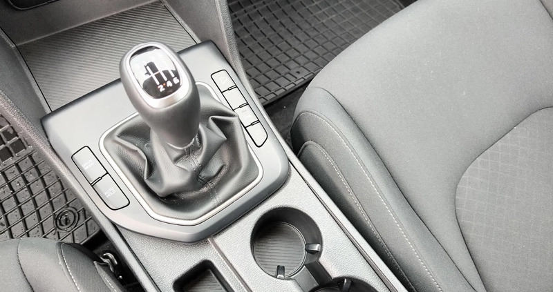 Kia Sportage cena 114300 przebieg: 28935, rok produkcji 2023 z Łowicz małe 326